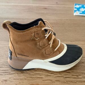 Sorel Kids Waterproof Brown and Black Shoes